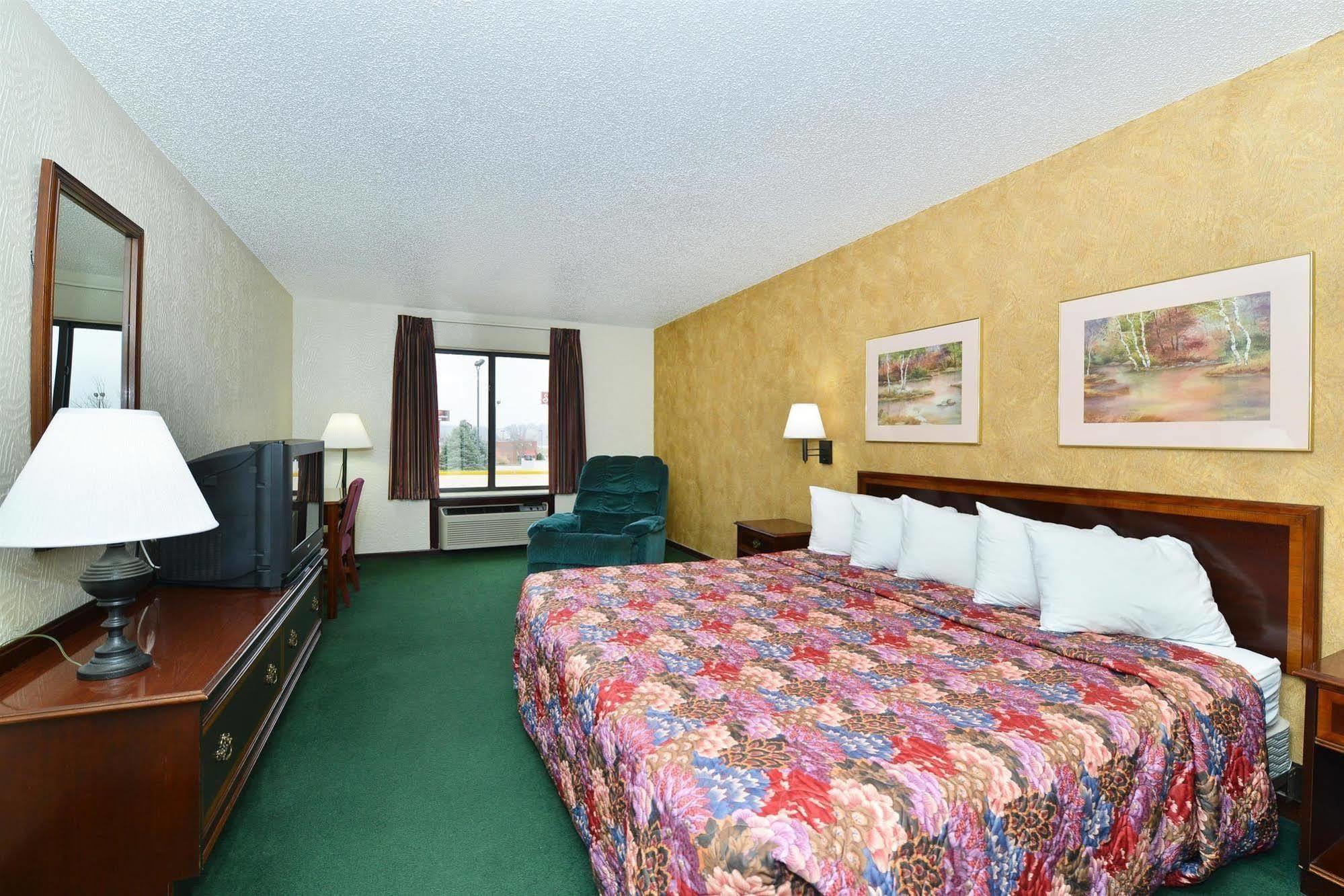 Days Inn By Wyndham Ozark Springfield Extérieur photo